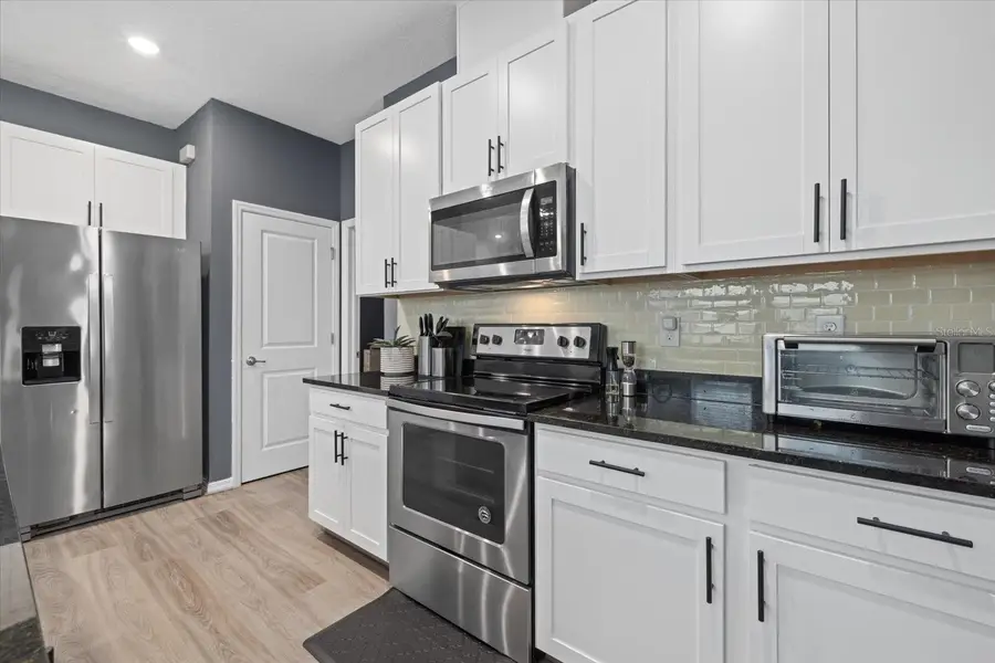 11617 Woodleaf Drive, Lakewood Ranch, FL 34211 - Image #3