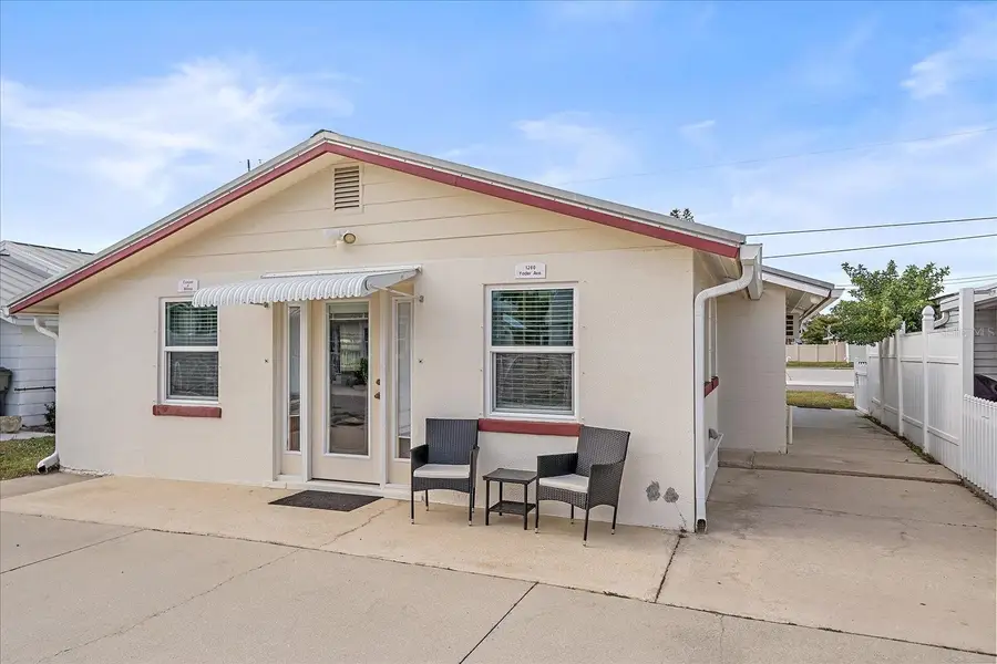 1260 Yoder Avenue, Sarasota, FL 34239 - Image #2