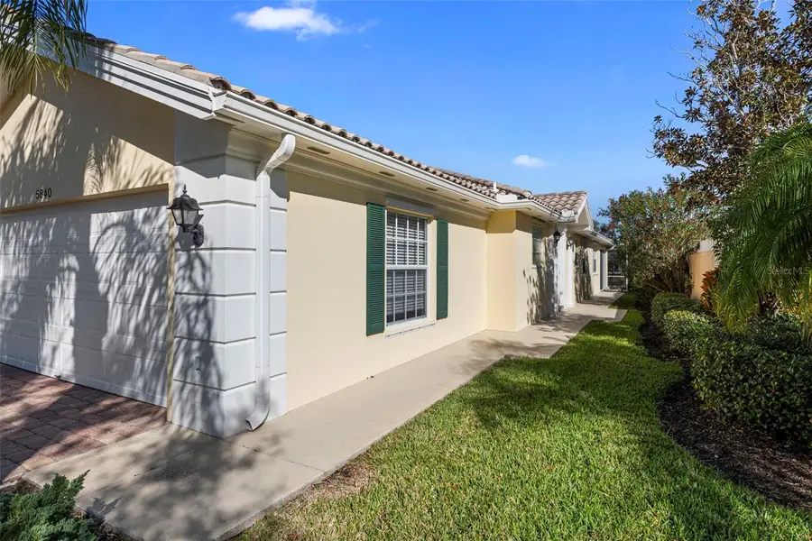 5840 Helicon Place, Sarasota, FL 34238 - #2