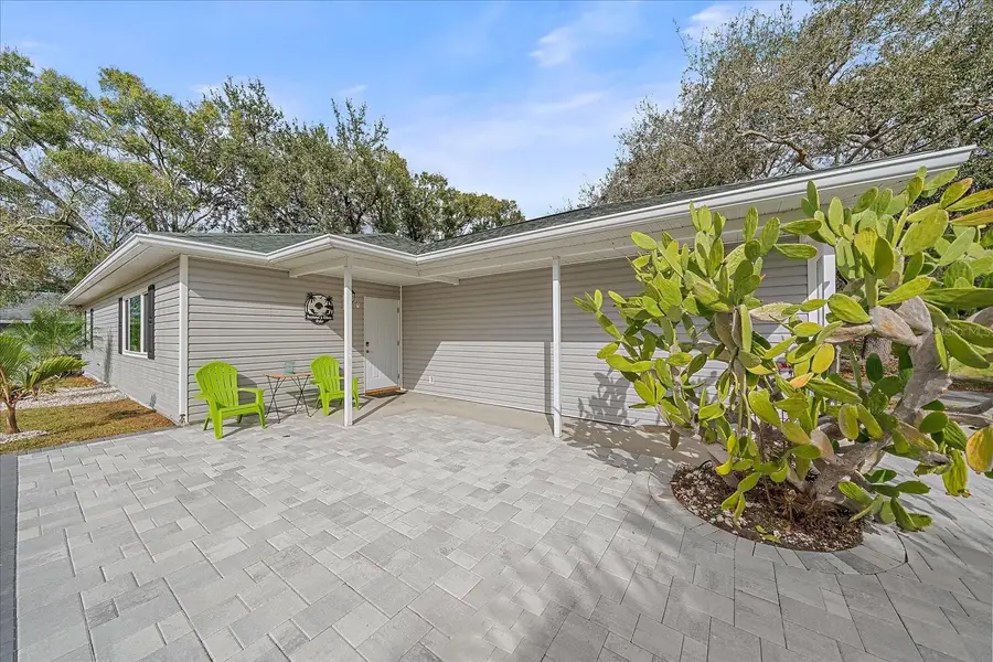 772 Locklear Avenue, Sarasota, FL 34237 - Image #3