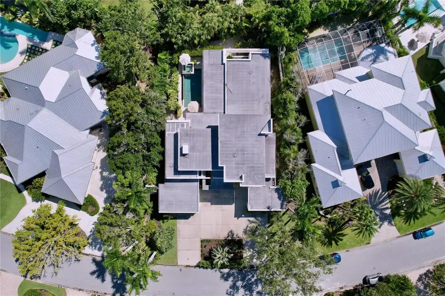 1347 Harbor Drive, Sarasota, FL 34239 - Image #2