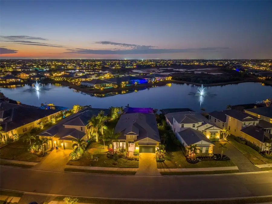 8134 Redonda Loop, Lakewood Ranch, FL 34202 - #3