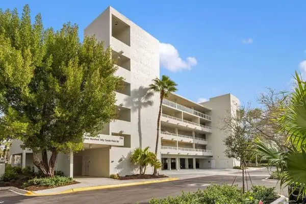 250 Sands Point Road #5203, LONGBOAT KEY, FL 34228