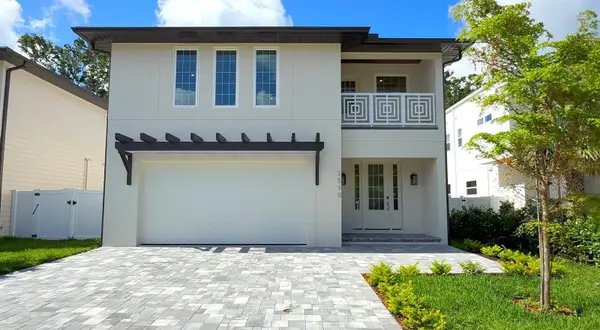 2590 Floyd Street, SARASOTA, FL 34239