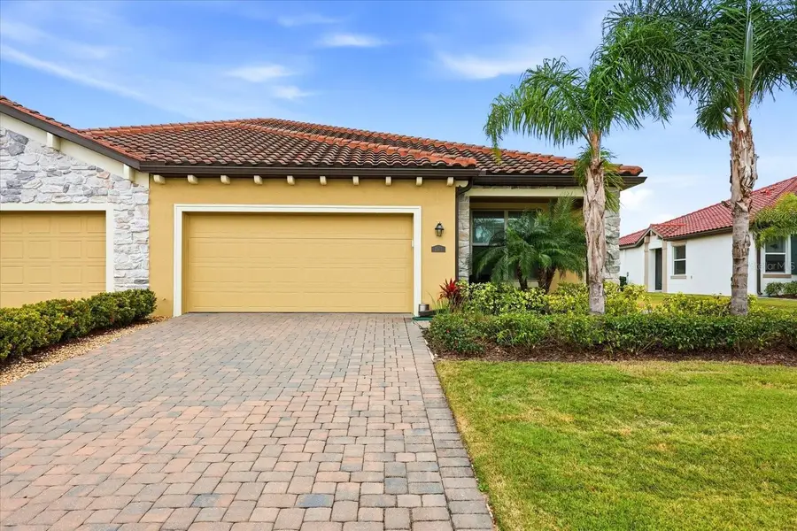 2607 Avolet Court, Lakewood Ranch, FL 34211 - Image #3