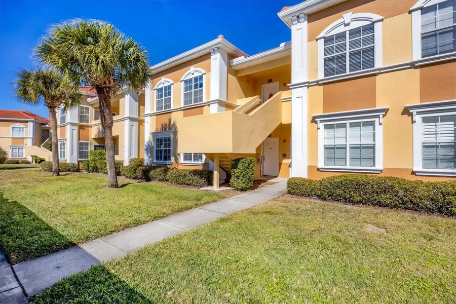 1195 Villagio Circle #102, Sarasota, FL 34237 - Image #2