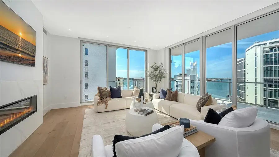 253 Golden Gate Point #703, Sarasota, FL 34236 - Image #3