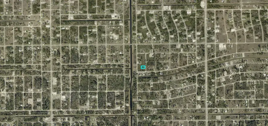 820 Bajo Avenue S, Lehigh Acres, FL 33974 - Image #3