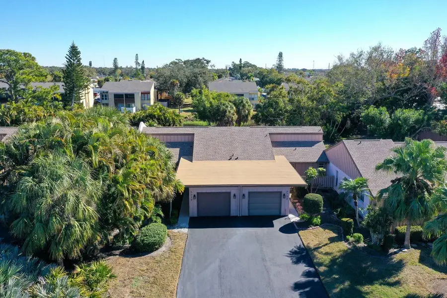 5719 Westwind Lane, Sarasota, FL 34231 - #3
