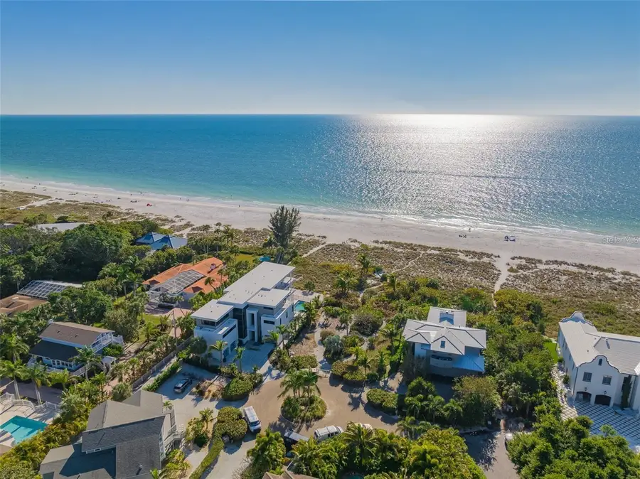 102 Sunset Lane, Holmes Beach, FL 34217 - Image #2
