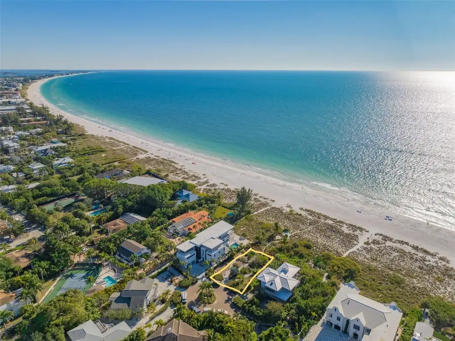 102 Sunset Lane, Holmes Beach, FL 34217 - Image #3
