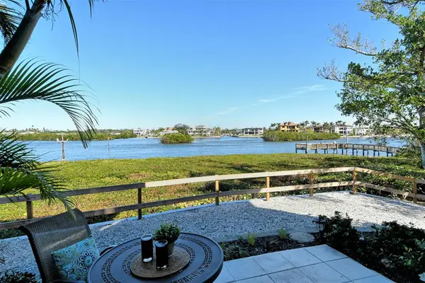 6047 E Peppertree Way #224, SARASOTA, FL 34242