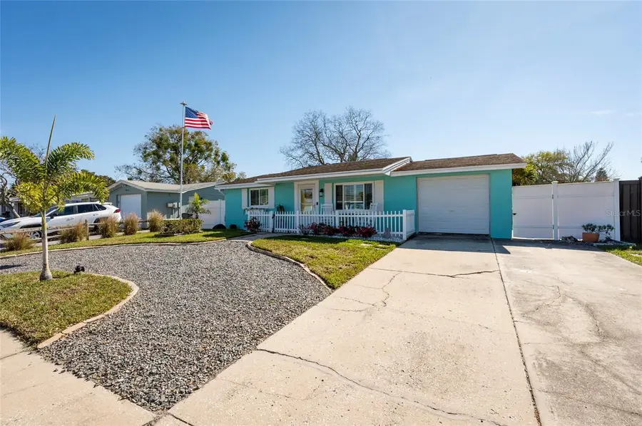 7804 Fox Hollow Drive, Port Richey, FL 34668 - Image #2