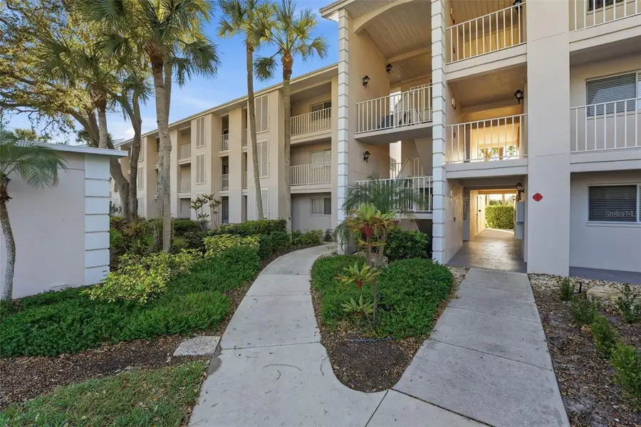 437 Cerromar Lane #520, Venice, FL 34293 - Image #2