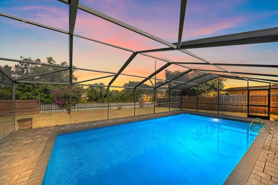 3601 Egerton Circle, Sarasota, FL 34233 - Image #2