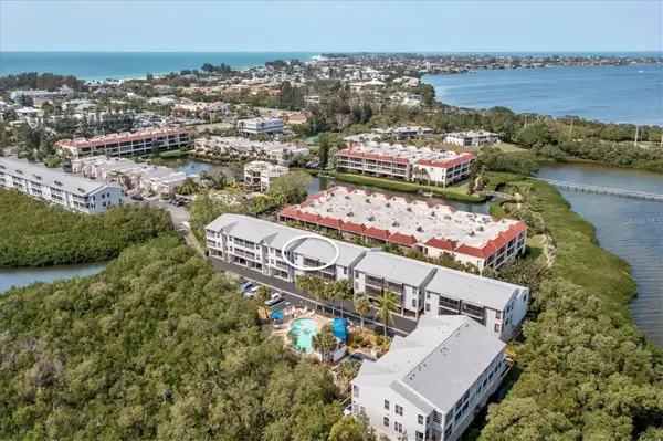 3601 E Bay Drive #206, HOLMES BEACH, FL 34217