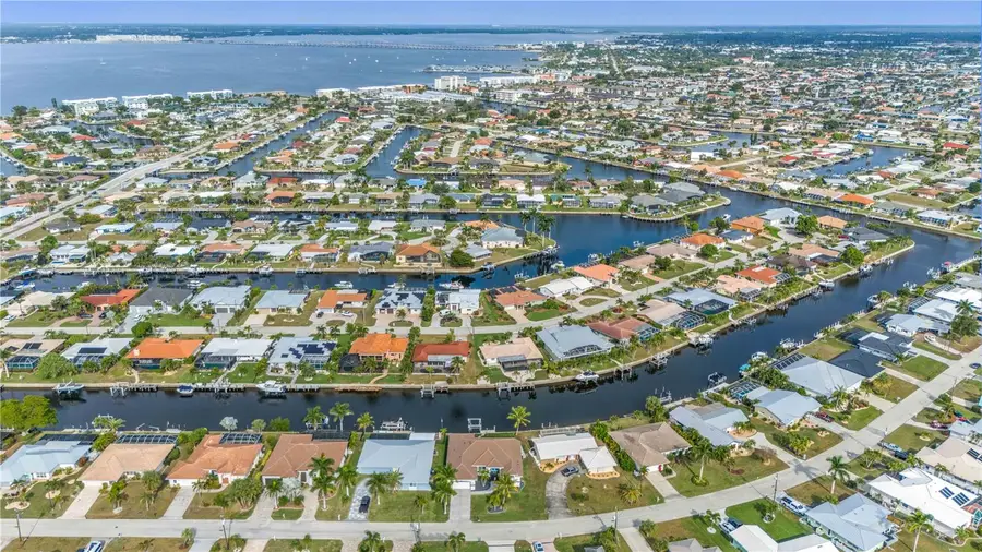 360 Capri Isles Court, Punta Gorda, FL 33950 - Image #3