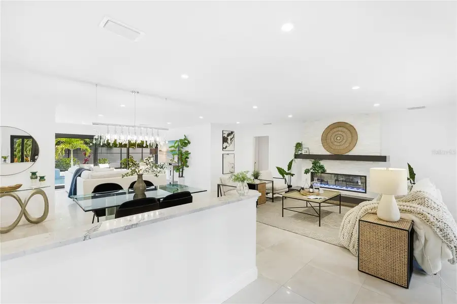 526 Bird Key Drive, Sarasota, FL 34236 - Image #3