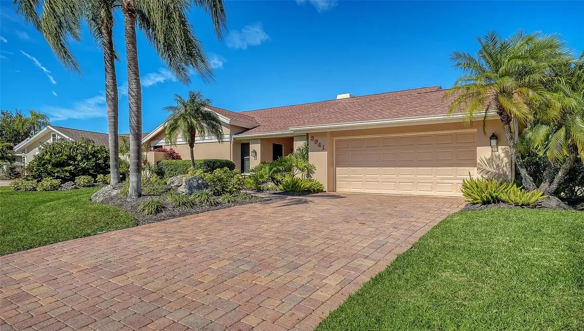 3941 Prairie Dunes Drive, Sarasota, FL 34238 - Image #1