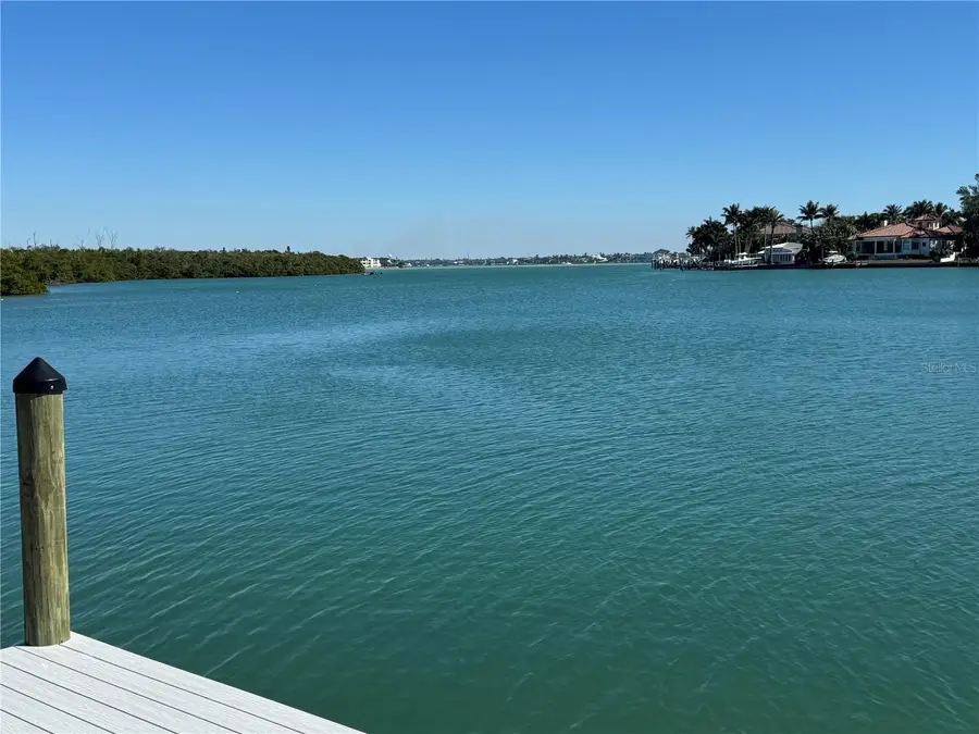 212 Tremont Lane, Sarasota, FL 34236 - Image #2