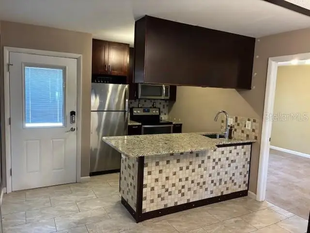 3806 N Oak Drive #V21, Tampa, FL 33611 - Image #2