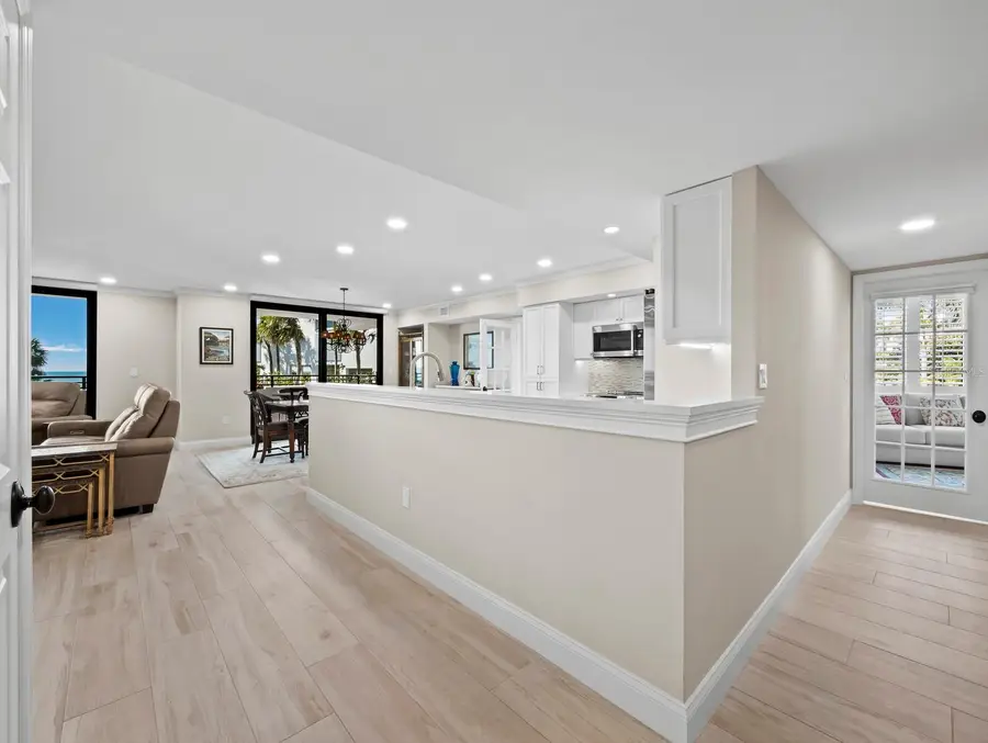 1485 Gulf Of Mexico Drive #110, Longboat Key, FL 34228 - #3