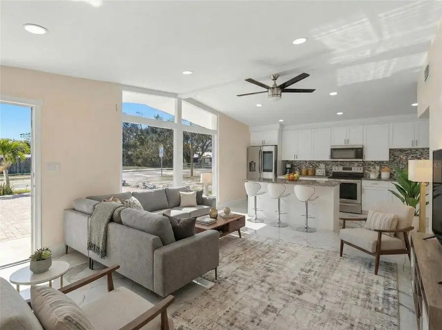 3675 Prudence Drive, Sarasota, FL 34235 - Image #3