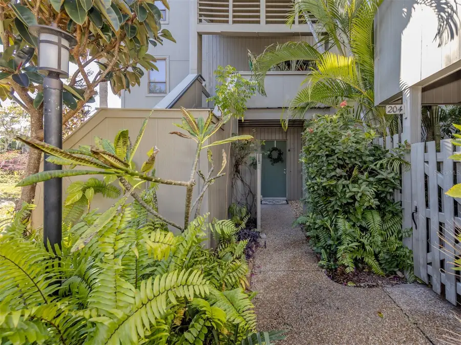 200 Woodland Drive, Osprey, FL 34229 - Image #2