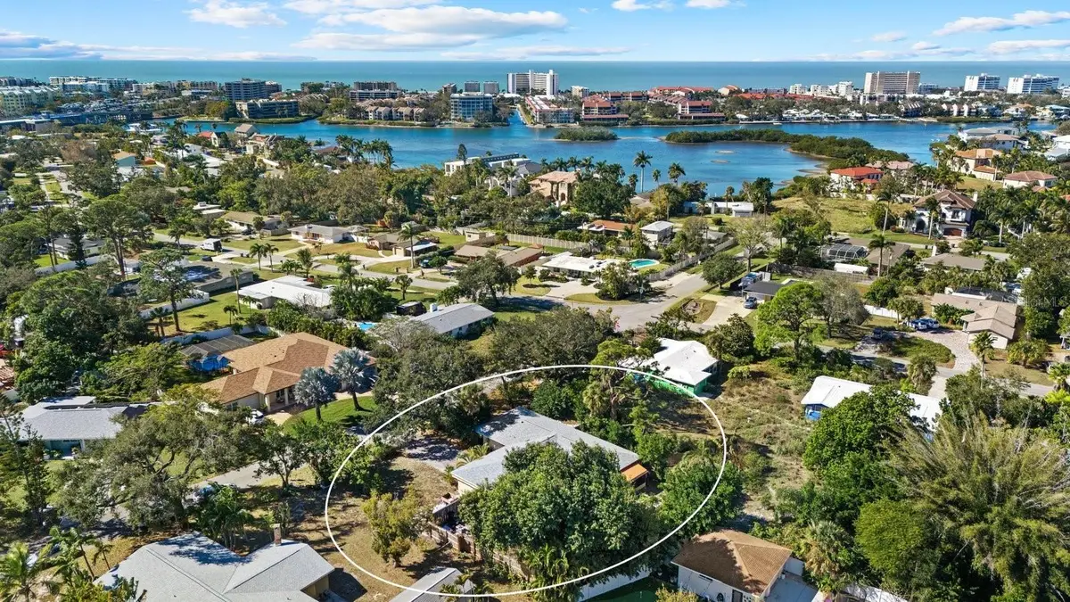 1717 Hazelwood Street, Sarasota, FL 34231 - #1