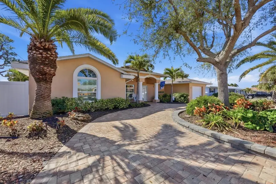 405 Darling Drive, Venice, FL 34285 - #2