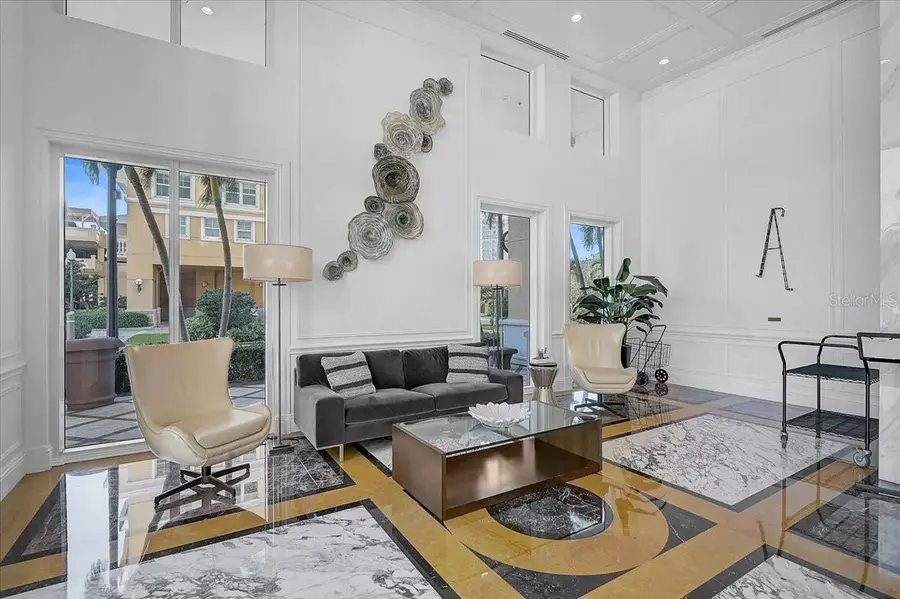 800 N Tamiami Trail #910, Sarasota, FL 34236 - Image #3