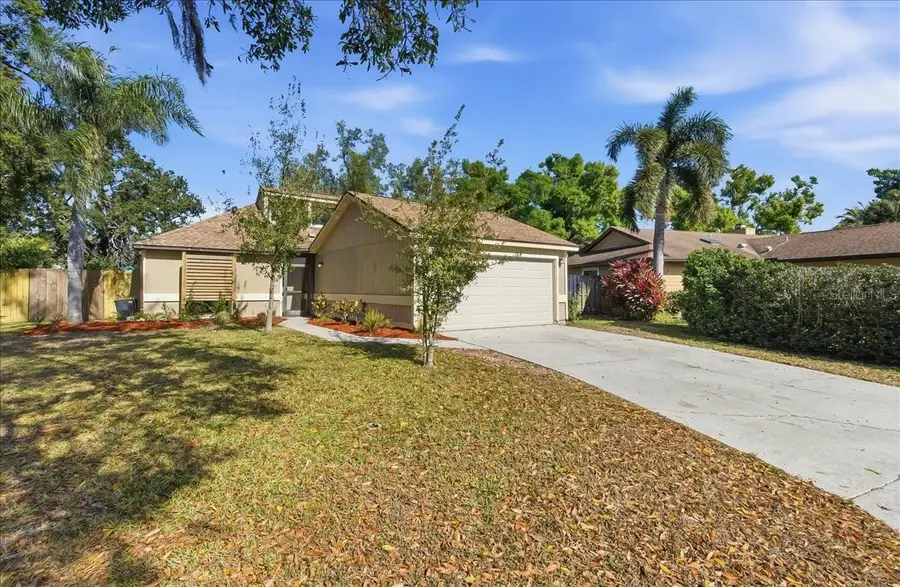 8215 Country Oaks Court, Sarasota, FL 34243 - #2