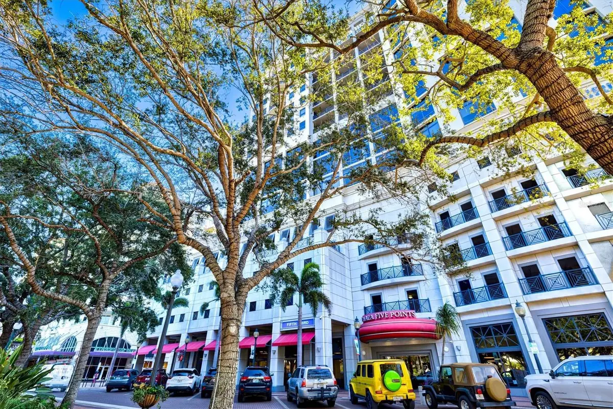 50 Central Avenue #15A, Sarasota, FL 34236 - Image #1