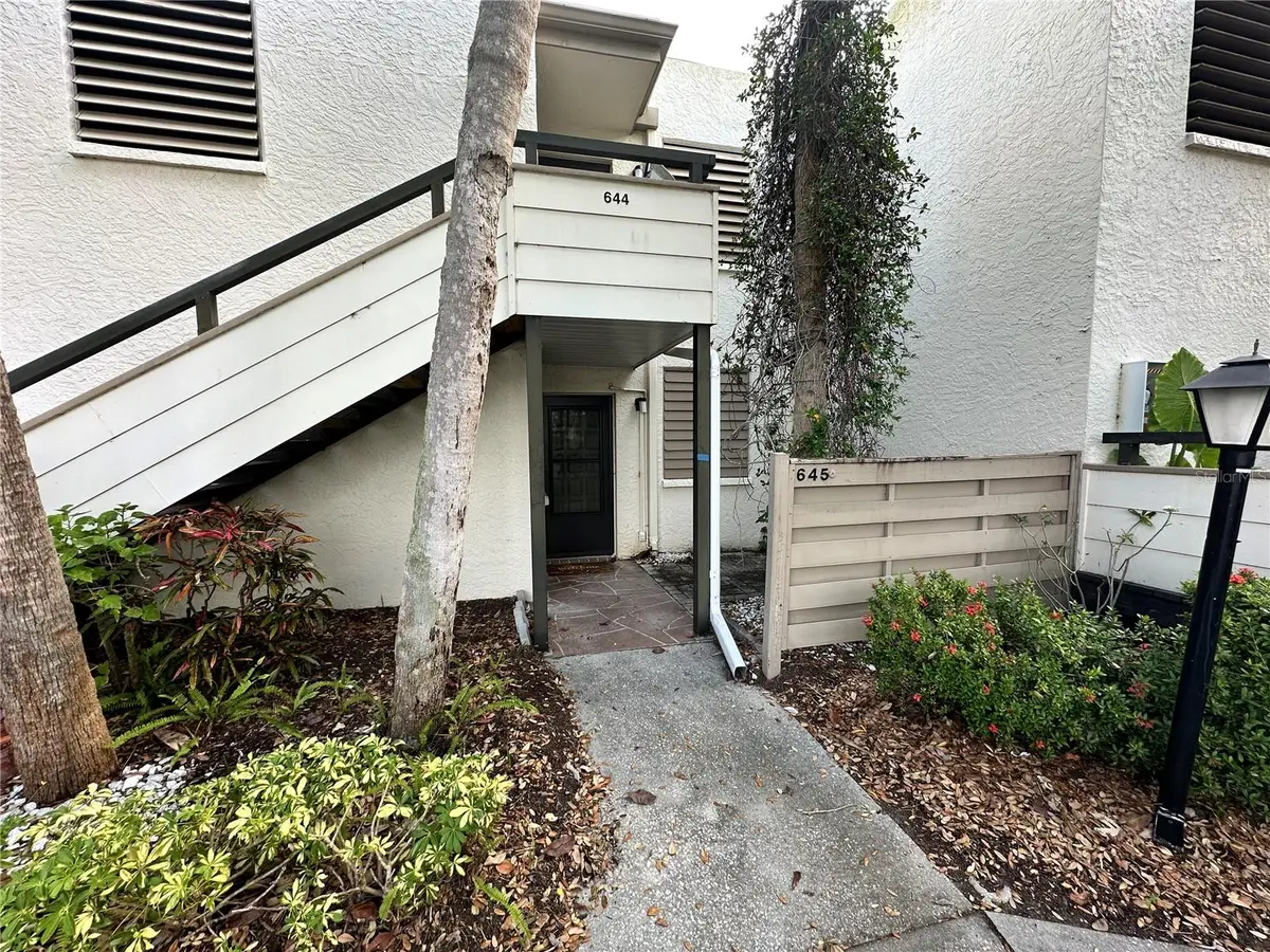 645 Woodlawn Drive, Bradenton, FL 34210 - Image #1