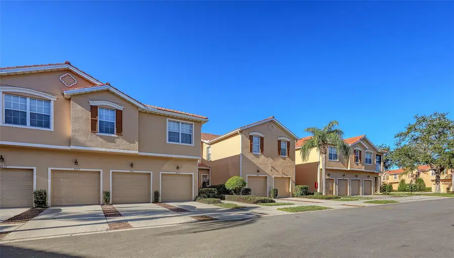 3659 Parkridge Circle #9-103, Sarasota, FL 34243 - Image #3