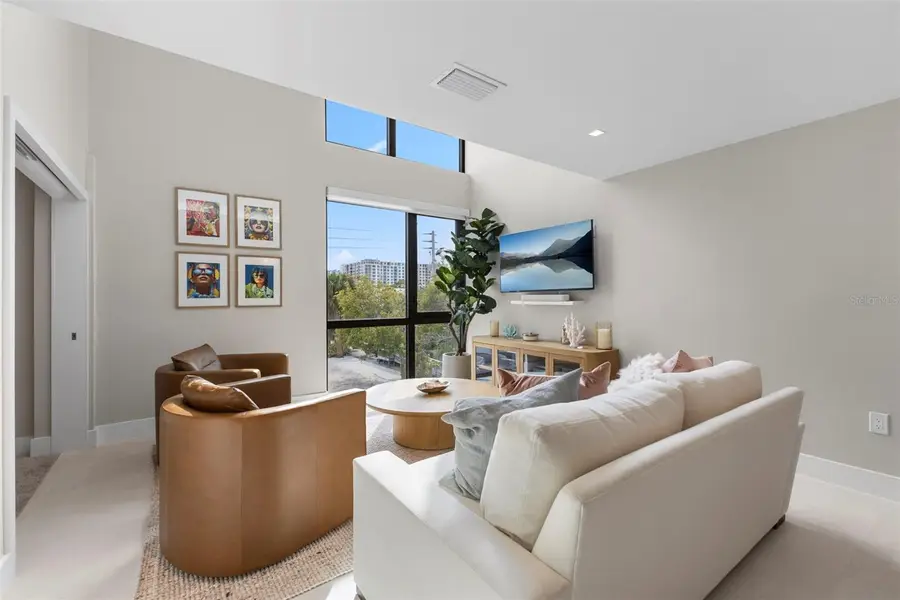 1558 4th St #212, Sarasota, FL 34236 - #2