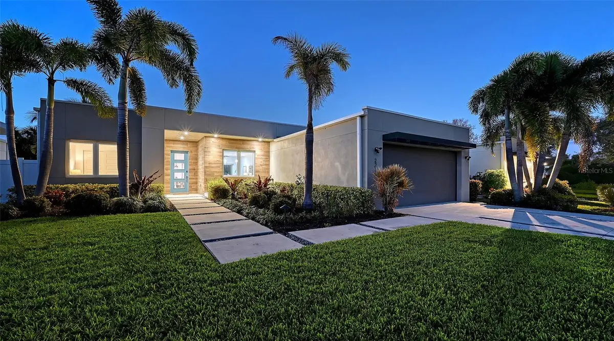 2215 Datura Street, Sarasota, FL 34239 - Image #1