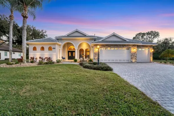 6410 Butlers Crest Drive, BRADENTON, FL 34203