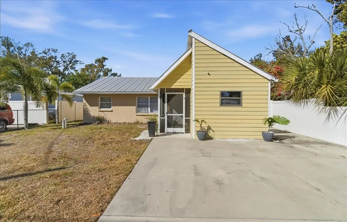 305 N Conrad Avenue, Sarasota, FL 34237 - #1