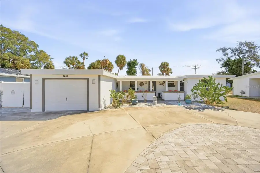 6035 Hopkins Drive N, Bradenton, FL 34207 - #2