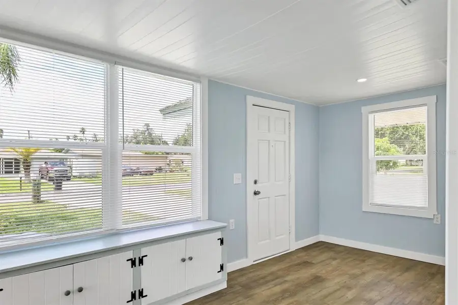 905 Myrtle Avenue, Venice, FL 34285 - #3