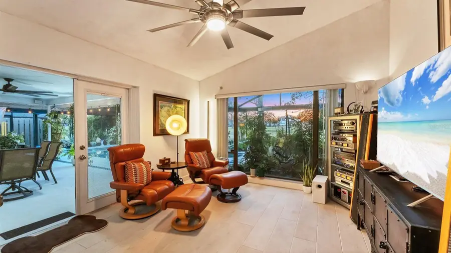 4076 Southwell Way, Sarasota, FL 34241 - #3