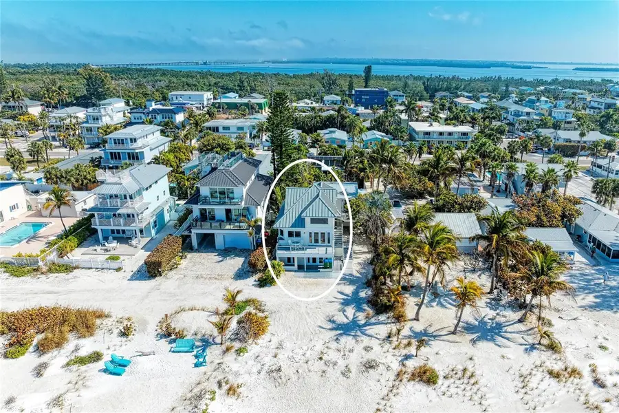 3007 Avenue F, Holmes Beach, FL 34217 - #2