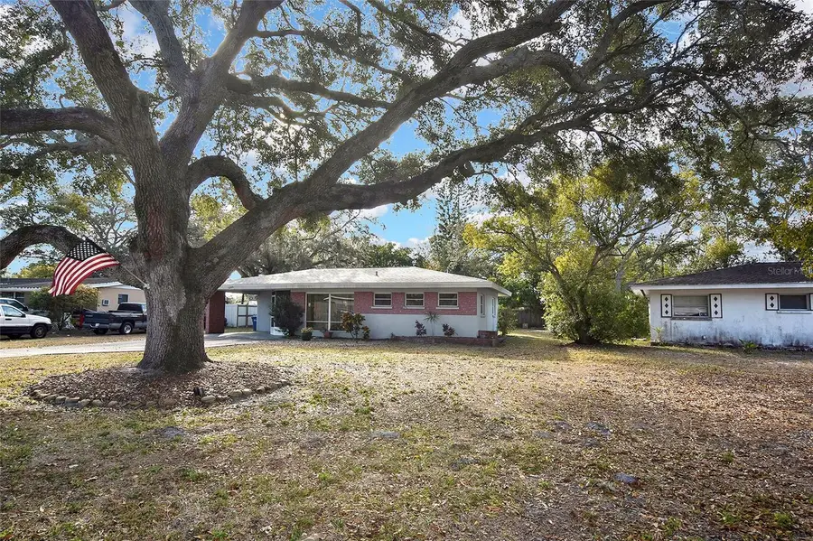 3856 27th Parkway, Sarasota, FL 34235 - #2