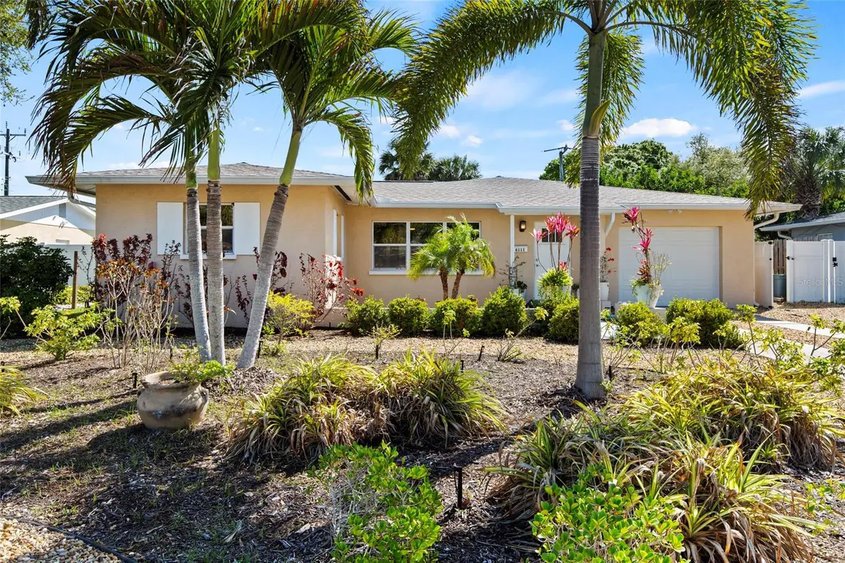 6111 Dartmouth Drive, Bradenton, FL 34207 - #1