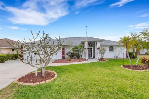 5836 Helen Way, SARASOTA, FL 34243