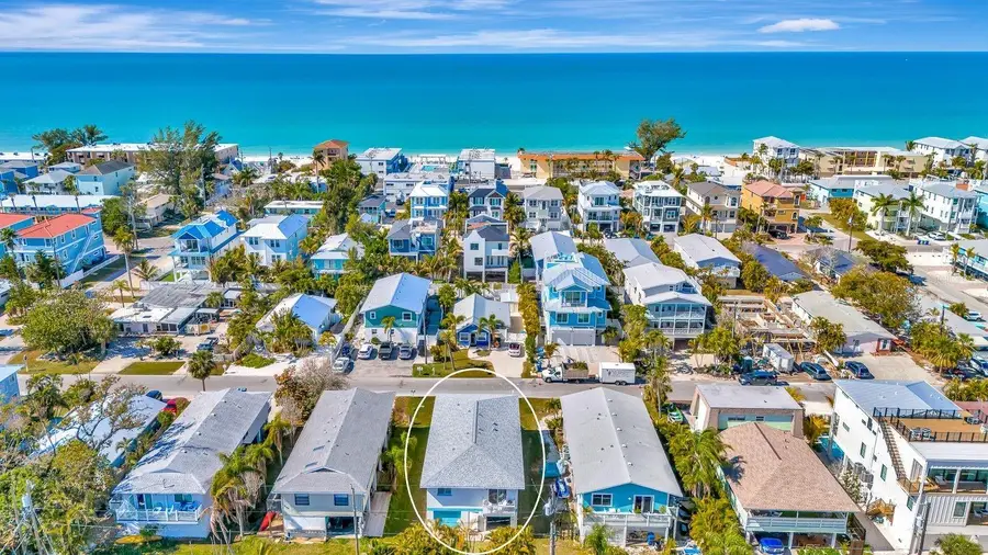 2409 Avenue B, Bradenton Beach, FL 34217 - #3