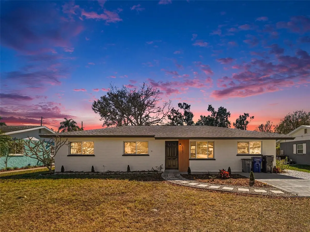 6907 11th Avenue Nw, Bradenton, FL 34209 - #1