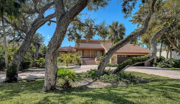3131 Bayou Sound, LONGBOAT KEY, FL 34228