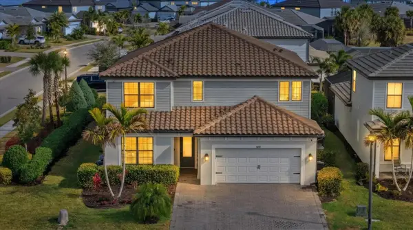 5876 Silverside Pine Court, LAKEWOOD RANCH, FL 34211